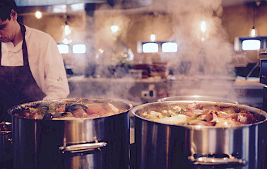 chef-cooking-dinner-66639.jpg