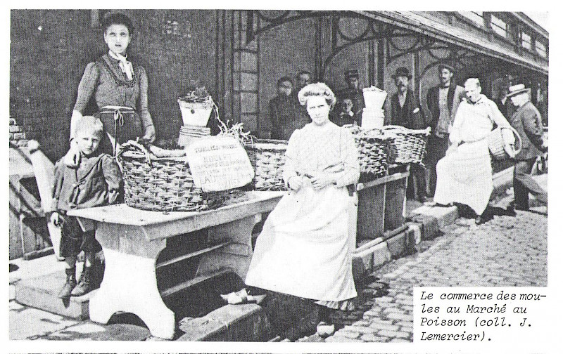 13b__marche_aux_poissons_interieur.jpg 